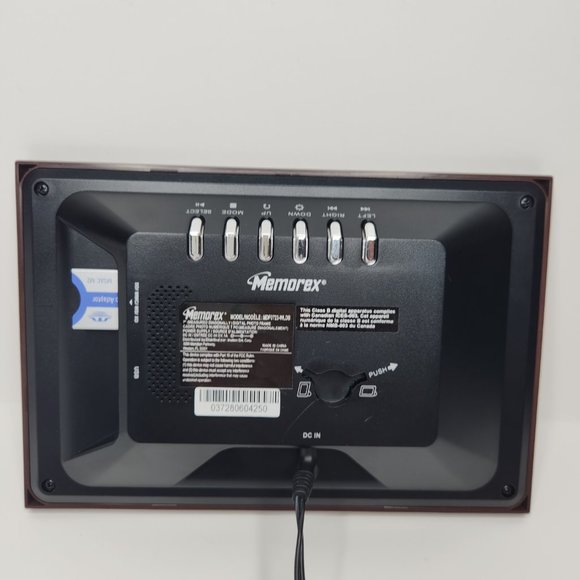 Memorex 7 inch Widescreen Digital Photo Frame Decorative Brown w/ blue accents - Picture 7 of 7